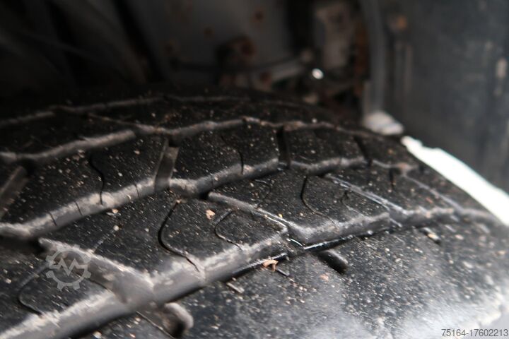 Vrachtwagen met drankopbouw Volvo FM 370 4x2