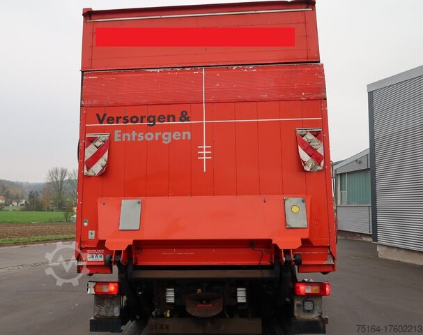 Vrachtwagen met drankopbouw Volvo FM 370 4x2