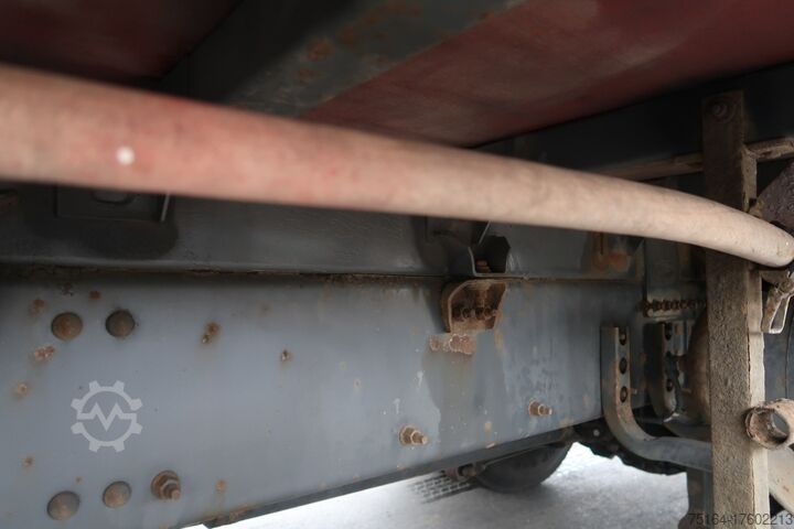 Vrachtwagen met drankopbouw Volvo FM 370 4x2