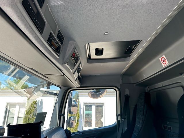 Auto-dizalica montirana na kamionu MERCEDES-BENZ Atego 1222 4x2 Pritsche KRAN Funk Greifer Ladeb.