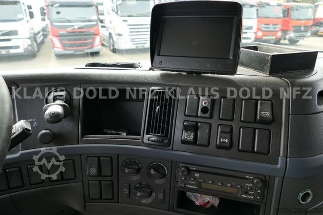 Camion cu platformă și prelată VOLVO FM 300 Pritsche Plane Edscha LBW