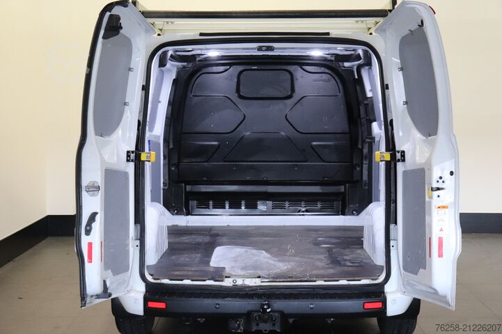 Delivery van Ford Transit Custom 2.0 TDCI - EURO 6 - Airco - Crui...
