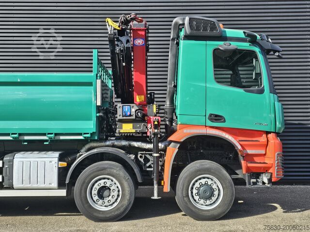 Vrachtwagen met kraan Mercedes-Benz AROCS 4145 / 8X6 / TIPPER + HMF CRANE