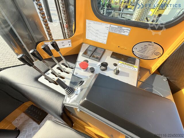 Carrello elevatore a 4 direzioni Combilift C4000 DUPLEX 4500 SIDE SHIFT FULL CABIN