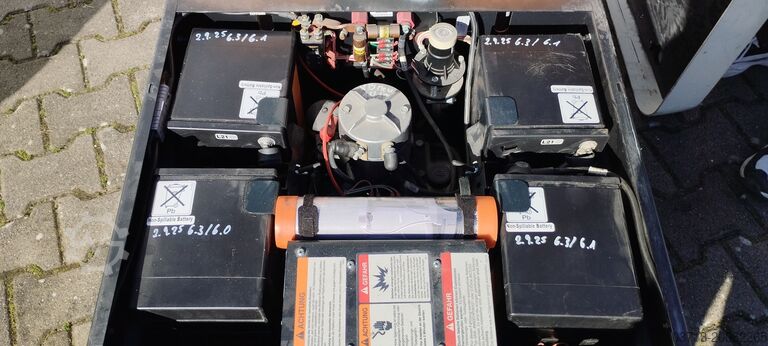 Préparateur de commandes à haute levée Crown Kommisionierer WAV50-118