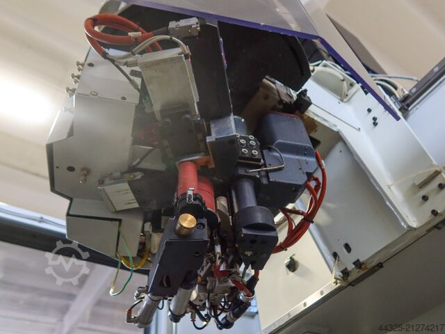 CNC Machine Centres For Routing, Drilling And Edgebanding. BIESSE ROVER A 1842 EDGE