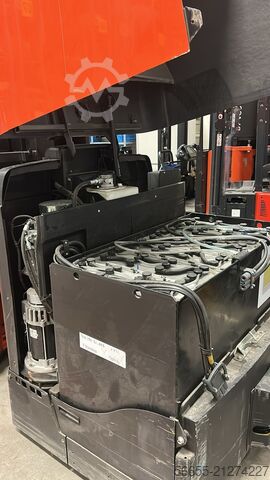 Narrow-aisle forklift Toyota VCE 150 A