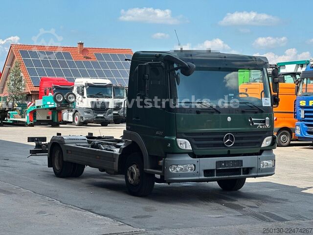 Châssis de fourgon MERCEDES-BENZ Atego 822 L Fahrgestell