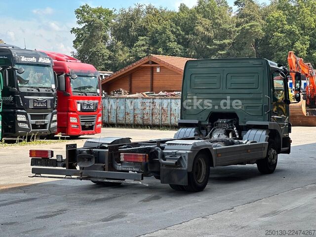Châssis de fourgon MERCEDES-BENZ Atego 822 L Fahrgestell