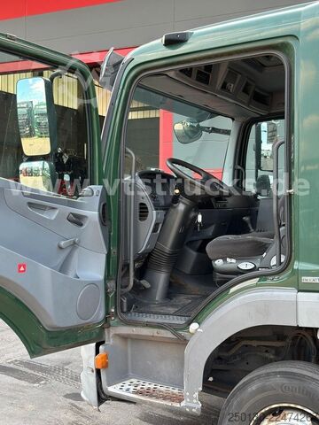 Châssis de fourgon MERCEDES-BENZ Atego 822 L Fahrgestell