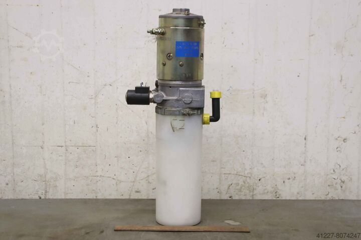 Hydraulische pomp voor elektrische heftruck 24 V 2 kW Bosch Jungheinrich 0 542 015 145 / 1 547 220 532  ECC 100