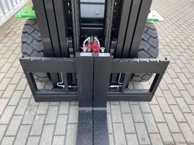 Wózek widłowy z silnikiem wysokoprężnym Cesab M 330 DV