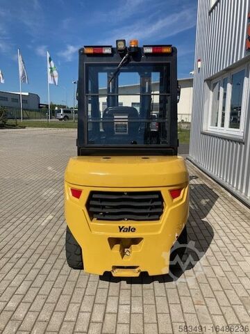 Diesel Forklift Yale GDP35UX
