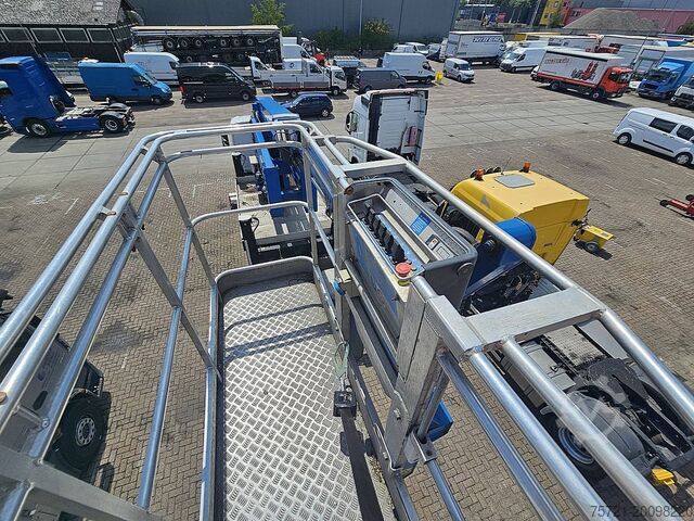 Piattaforma di sollevamento MERCEDES-BENZ ANTOS 1927 CTE SKYLIFT 29.6M