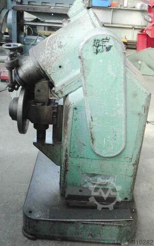 Schweisskantenformer PULLMAX X 8