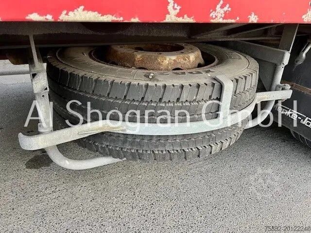 Przyczepa do przewozu koni Menke-Janzen 2 x Achsen PBW / Geflügeltransport