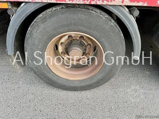 Przyczepa do przewozu koni Menke-Janzen 2 x Achsen PBW / Geflügeltransport