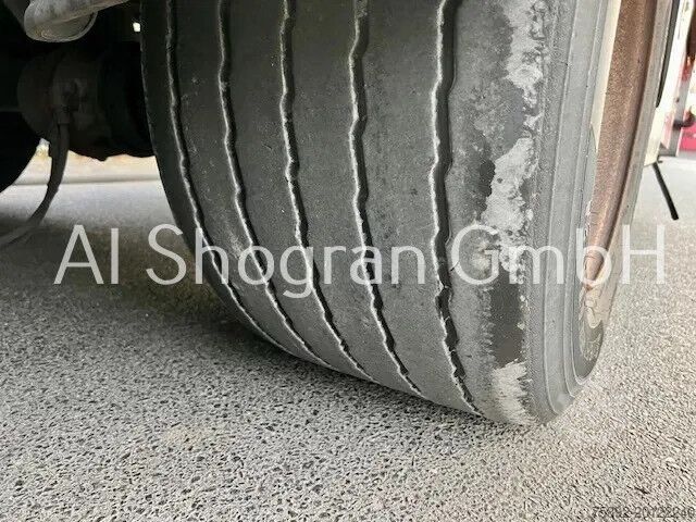 Przyczepa do przewozu koni Menke-Janzen 2 x Achsen PBW / Geflügeltransport