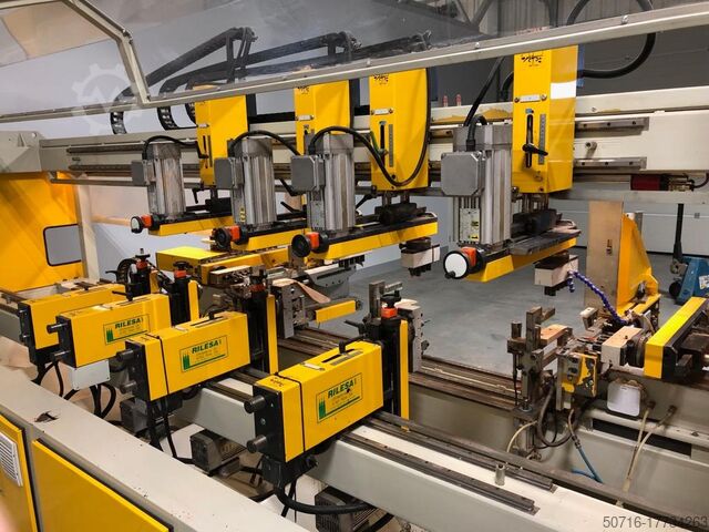 Multi-spindel boormachine Rilesa Uni X