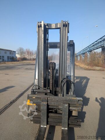 Stivuitor electric cu 3 roți Jungheinrich EFG 430