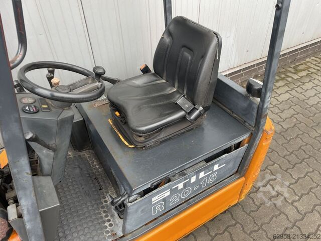 Stivuitor electric cu 3 roți Still R20-15