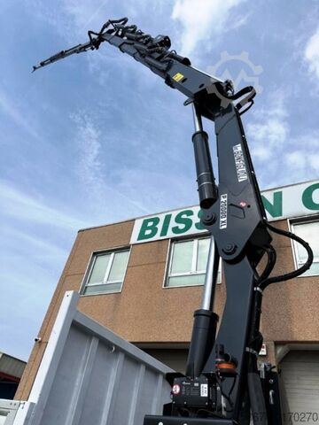 Sklápěč Mercedes-Benz axor 2535