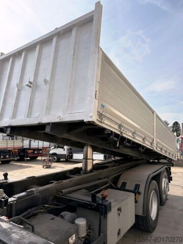 Wywrotka Mercedes-Benz axor 2535