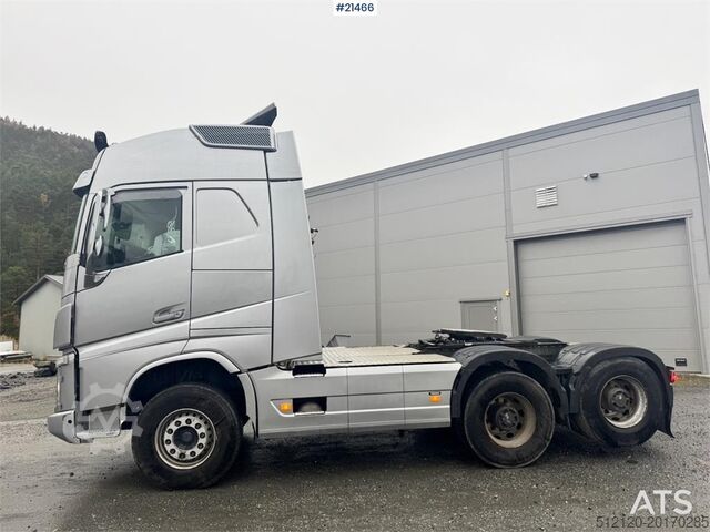 Estándar-SZM Volvo FH540 6x4 Truck.