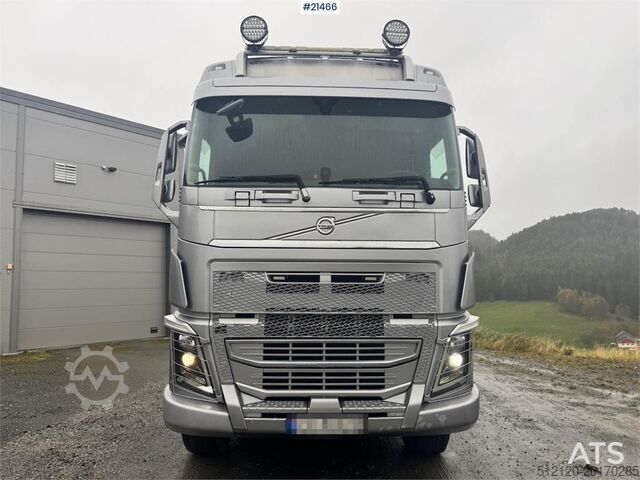 Estándar-SZM Volvo FH540 6x4 Truck.