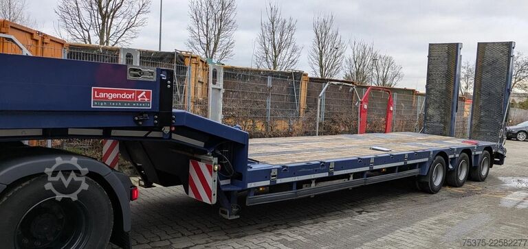Carregador baixo Langendorf 01.2027 SATUE 30/31 SATUE 30 - 9,40 m Achsschen...