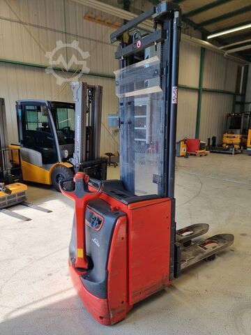 Empilhador manual LINDE L20