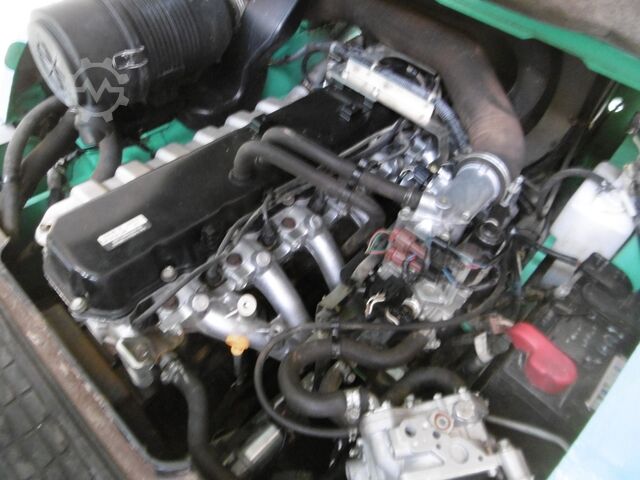 Motostivuitor Mitsubishi FG40N