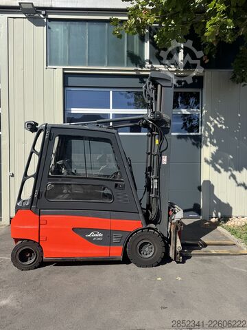 Targonca Linde E30L mit Triplex 6880 mm