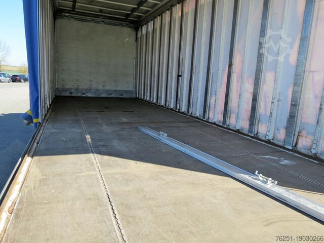 LKW mit Getränkeaufbau Mercedes-Benz Atego 3 4x2 Getränke Bordwand 2xAHK