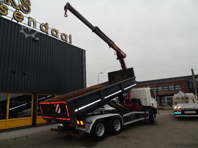 Vrachtwagen met kraan DAF CF 85.380 + MANUAL + HMF 1680 + HYVA + 6X2