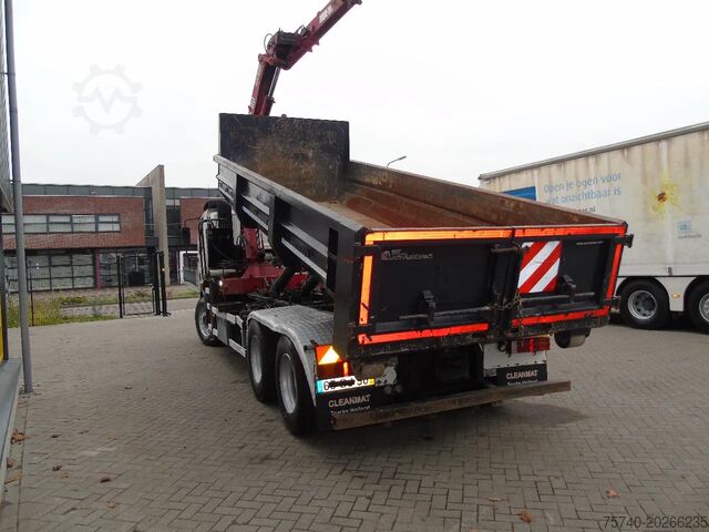 Vrachtwagen met kraan DAF CF 85.380 + MANUAL + HMF 1680 + HYVA