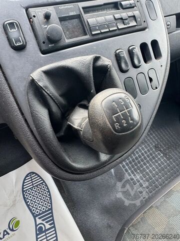 Samochód dostawczy z podwójną kabiną Mercedes-Benz Vito **110CDI-6PL-AIRCO-BE VAN**