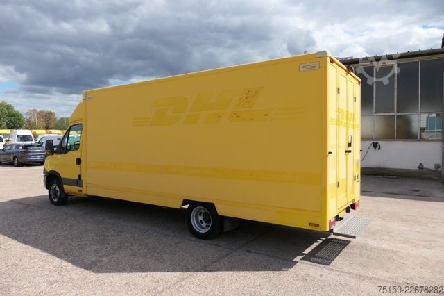 Vrachtwagen met bakwagen iveco Daily 50C15 COC