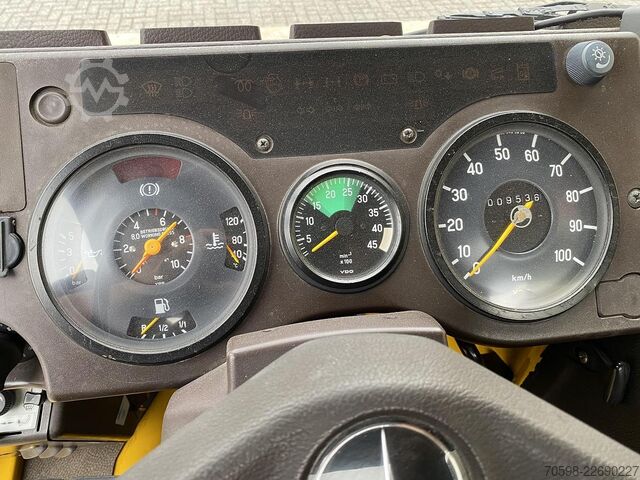 1991 Mercedes-Benz Unimog 407 Mercedes-Benz Unimog 407