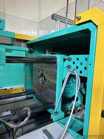 Macchina per stampaggio a iniezione Arburg 370S 700-100/100