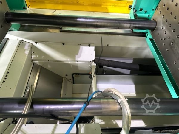 Macchina per stampaggio a iniezione Arburg 370S 700-100/100
