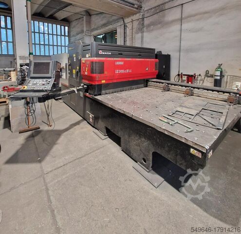 Lasersnijmachine Amada Lasmac LC2415 Alpha IV NT