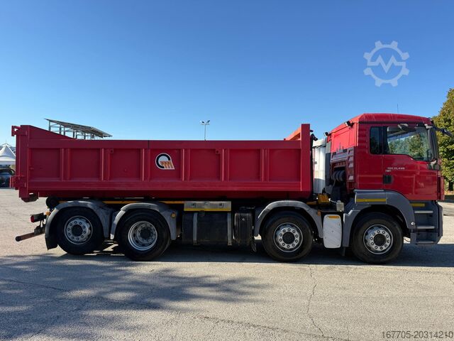 Wymienny nadwozie typu box MAN 32 440 F