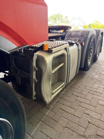 Tractora standard MAN TGX 33.540 6x2 beschädigt /damaged