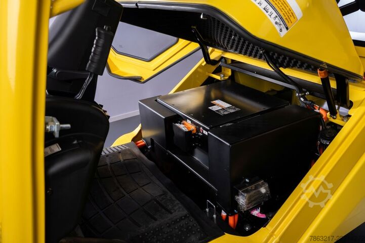 Empilhador eléctrico de 4 rodas Hyster J 2.5 XTLG