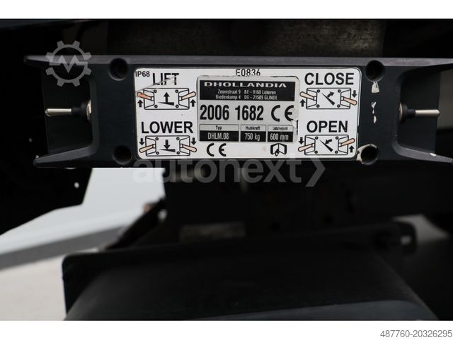 Furgão fechado MERCEDES-BENZ Sprinter 316 Aut.*Maxi* Ladebordwand+Klima (4756