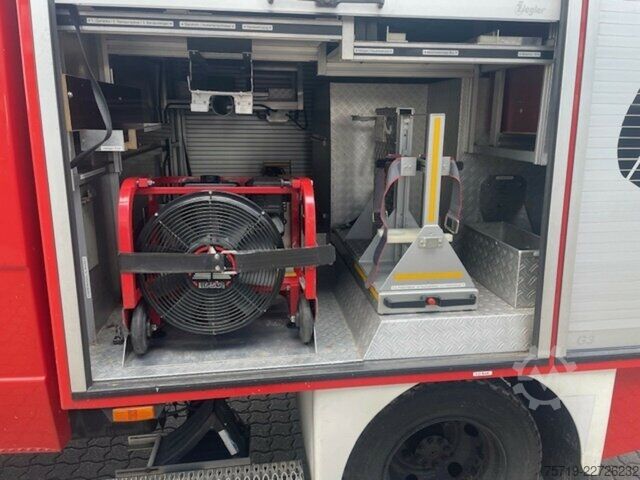 Furgão Mercedes-Benz 814 4x2 Feuerwehr Ziegler LF 8/6
