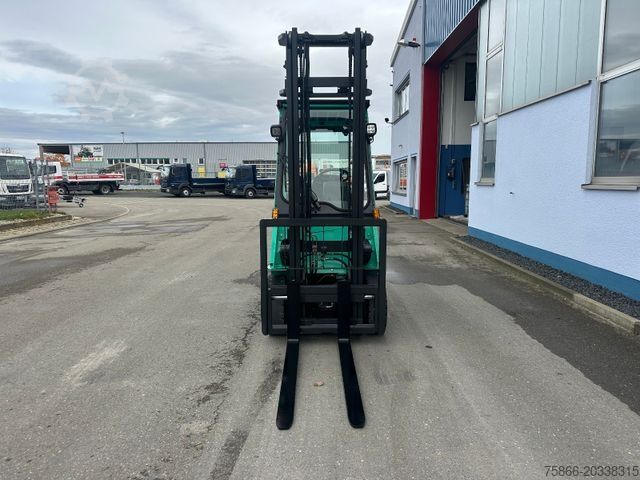 Carrello elevatore frontale MITSUBISHI FG 15 N Seitenschieber