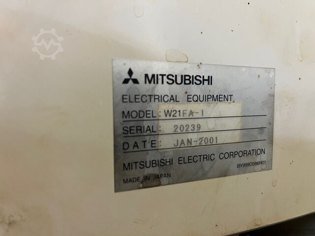 Machine à éroder les fils Mitsubishi FA 20 – S Advance