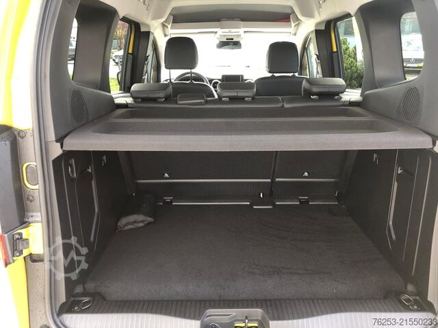 Minibusz Mercedes-Benz T 180 d AUT DynLicht Fernlichtass. Kam. KlimaA